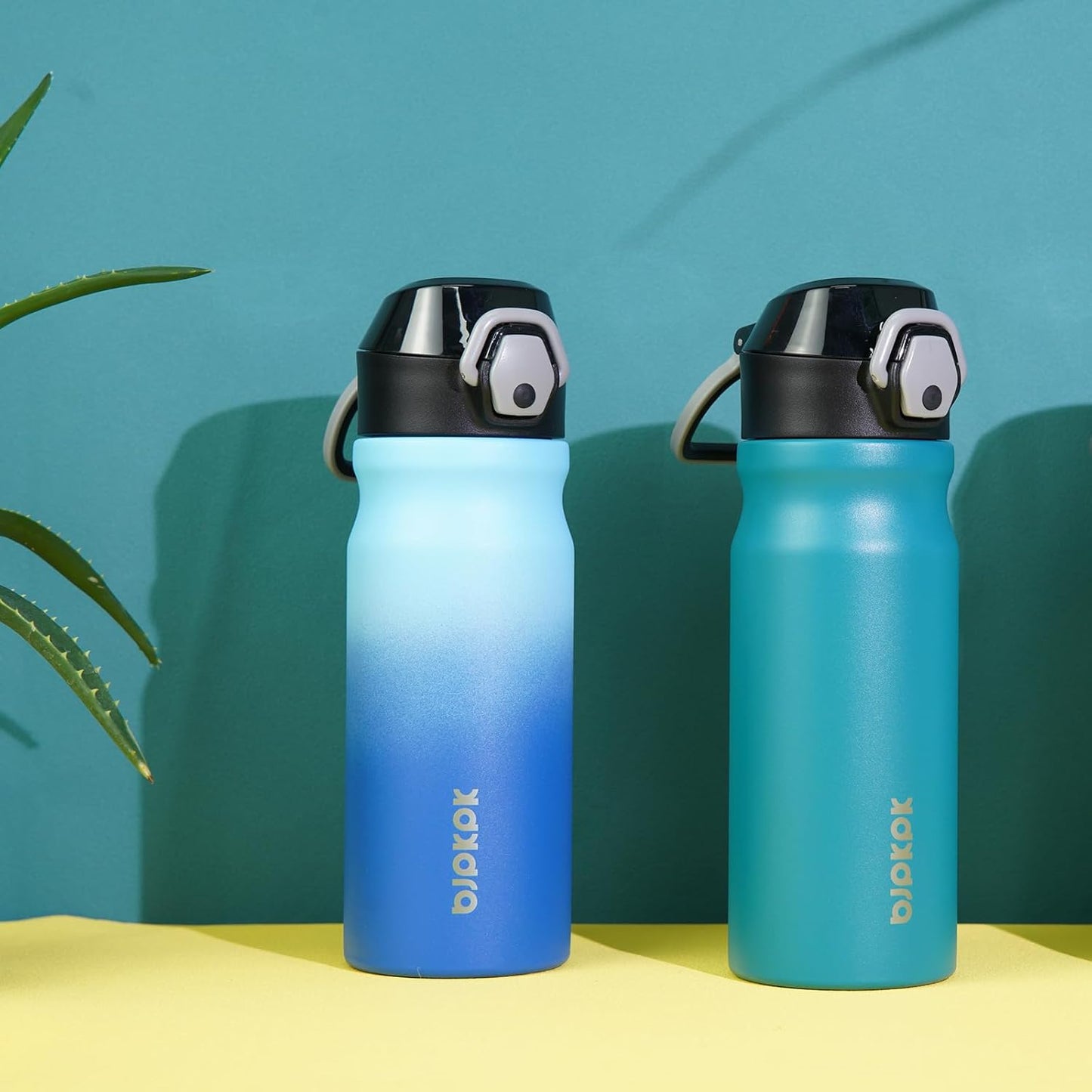 18Oz Insulated Water Bottle with Straw Stainless Steel Double Wall Water Bottles Bpa-Free Leak Proof Thermos with Lockable Flip Lid and Soft Silicone Spout,Ocean Dream